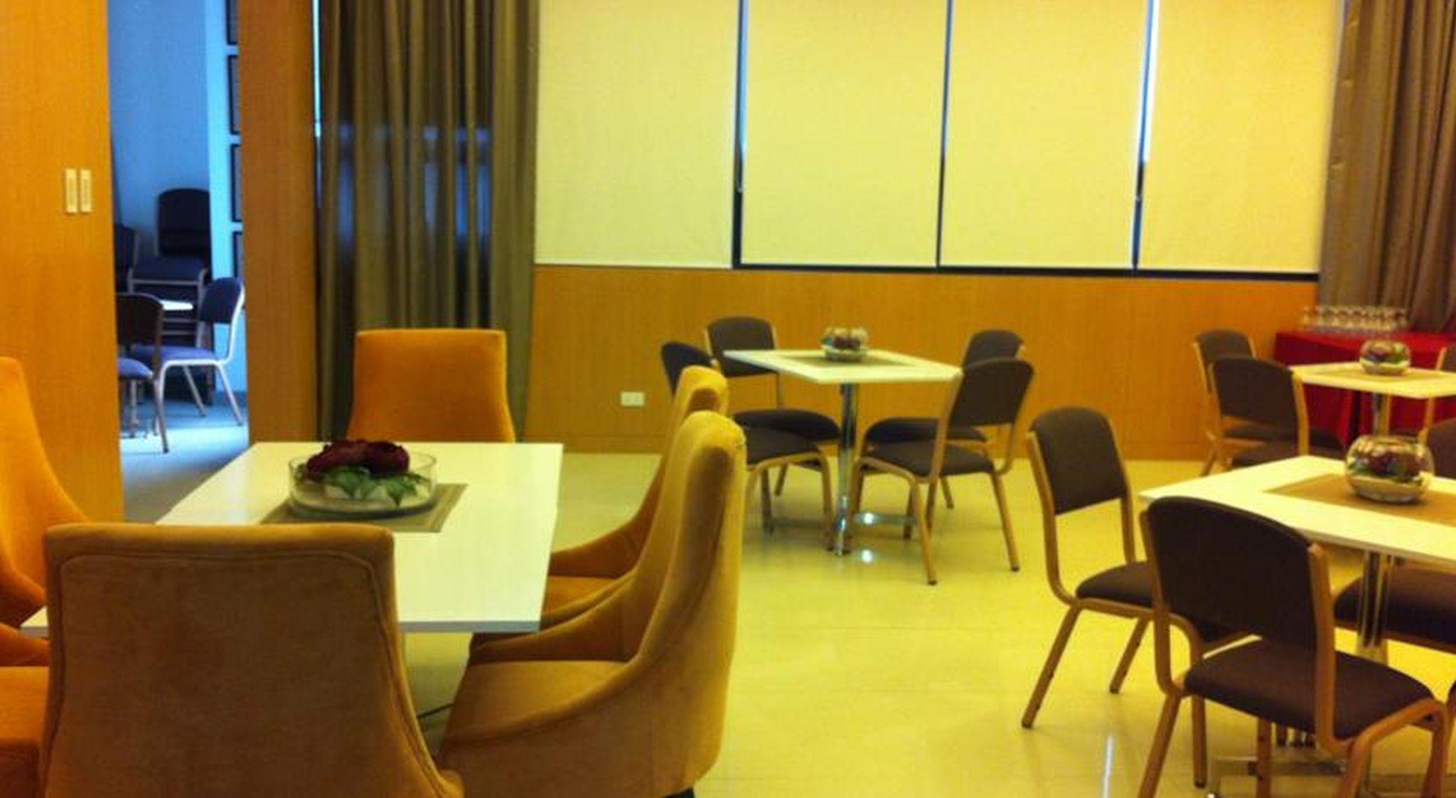 Bsa Twin Towers Aparthotel Mandaluyong Buitenkant foto