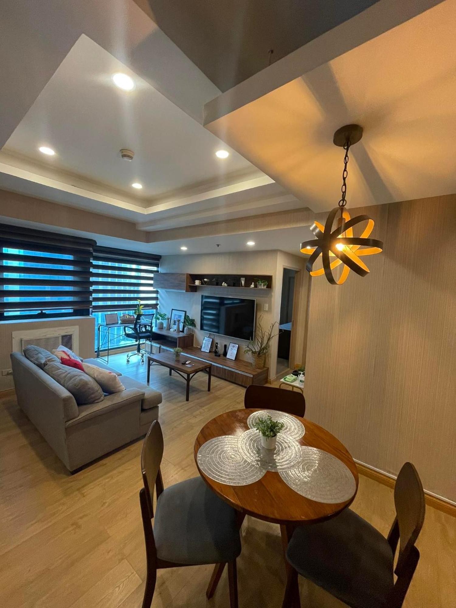 Bsa Twin Towers Aparthotel Mandaluyong Buitenkant foto