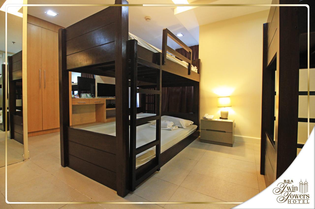 Bsa Twin Towers Aparthotel Mandaluyong Buitenkant foto